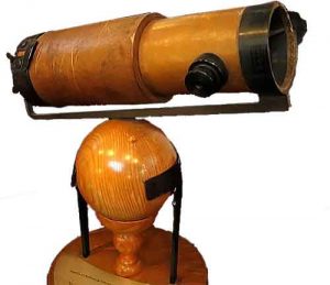 Newton-Reflecting-Telescope