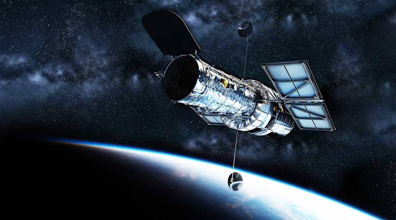 Hubble-telescope-in-earth-orbit