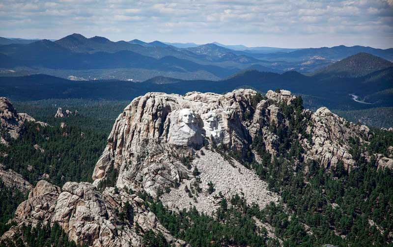 Mount-Rushmore-large-view